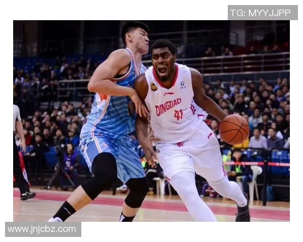 CBA广东队与深圳队半决赛激战正酣谁能晋级总决赛争夺冠军荣耀